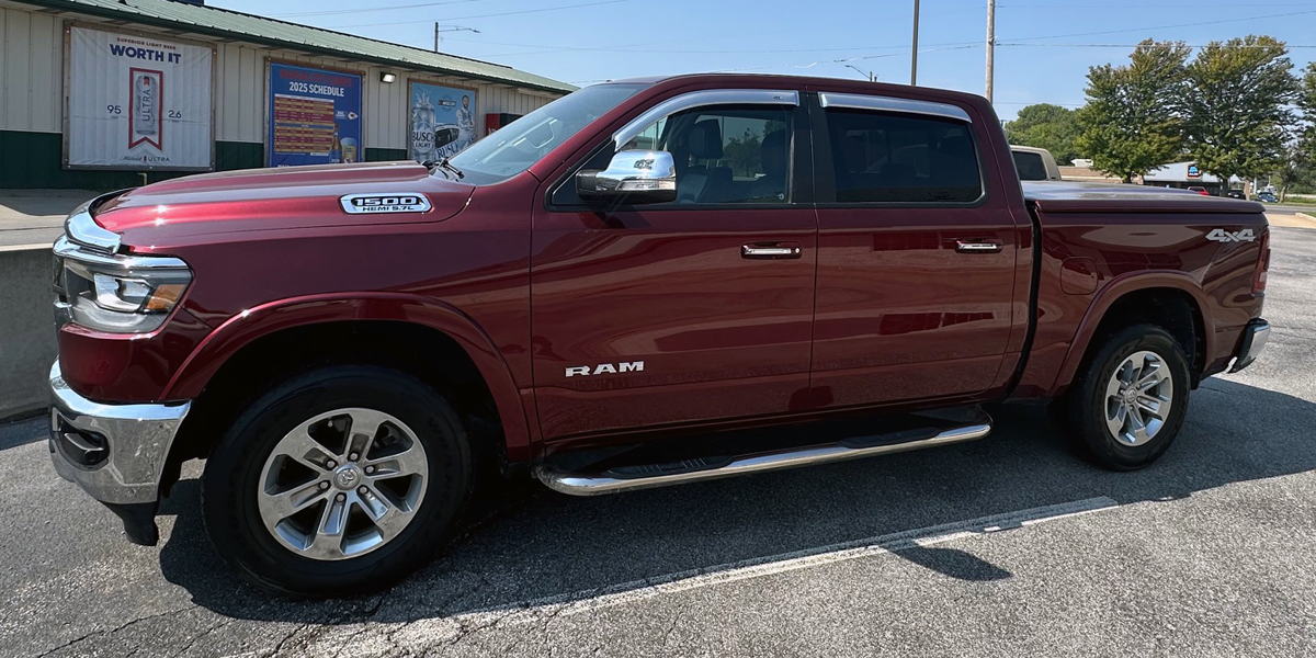 2022 RAM 1500 Laramie Crew Cab 4x4